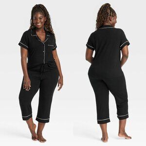 Small - Womens Cloud Knit Short Sleeve Notch Collar Top Cropped Pants PJ - Black